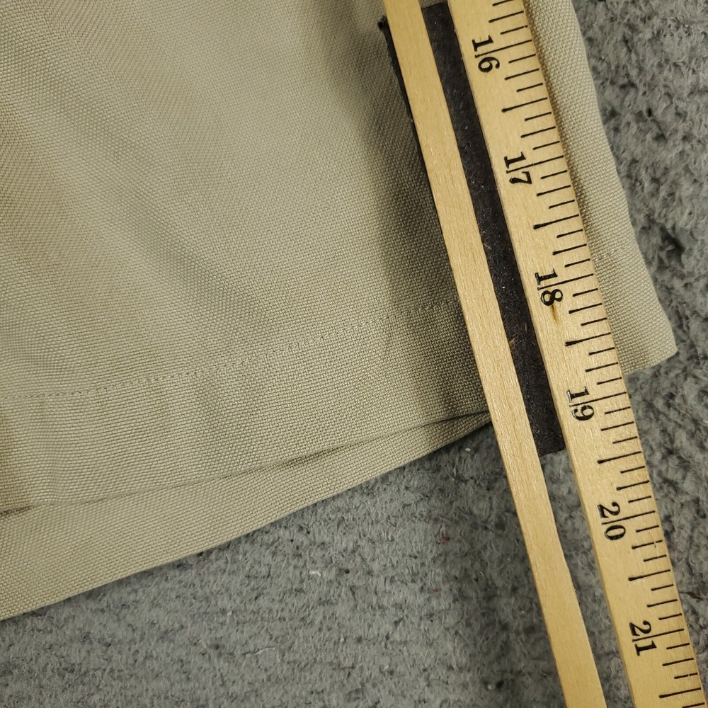 Tommy Bahama Shorts Mens Size 33 Beige Silk Casual Pleated Chino - Picture 5 of 8